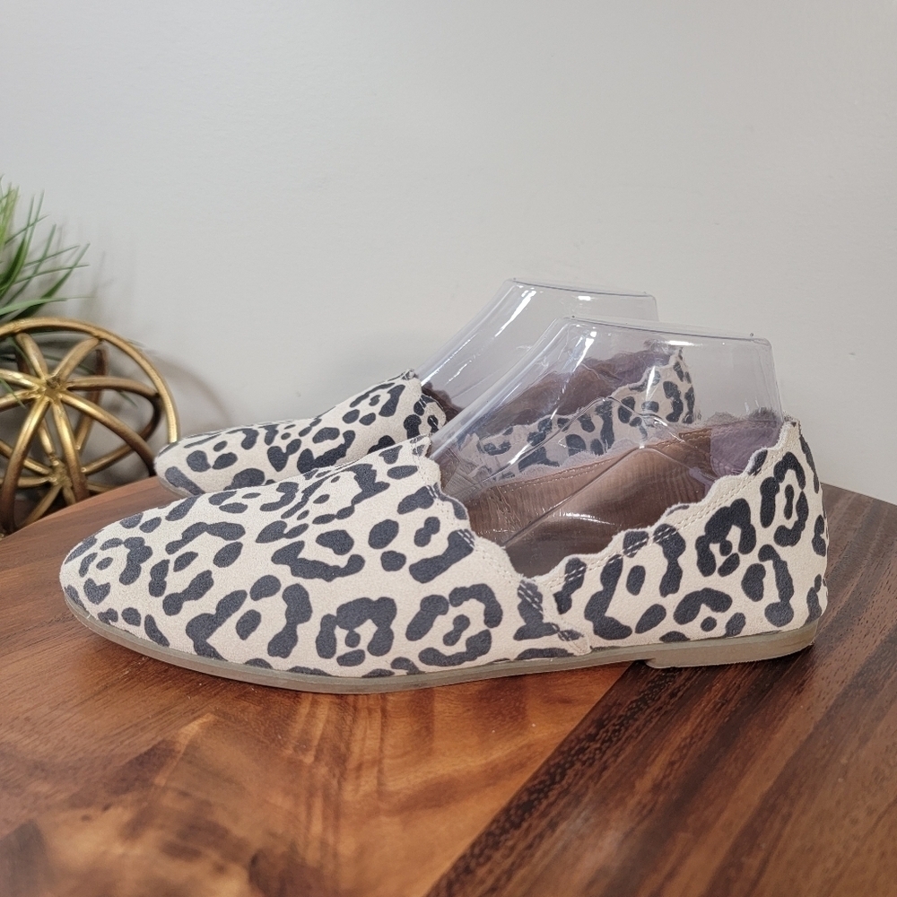 Lucky Brand Cloeey Leopard Print Suede Flats Scalloped Edge Size 8.5 - Picture 5 of 14